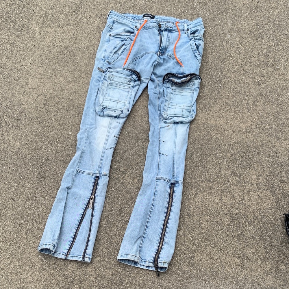 Light Wash Utility Cargo Jeans with Zipper Ankles